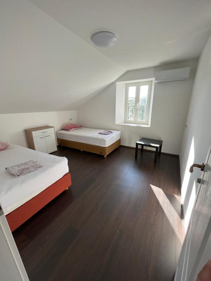 Hostel Old School Rijeka Dış mekan fotoğraf