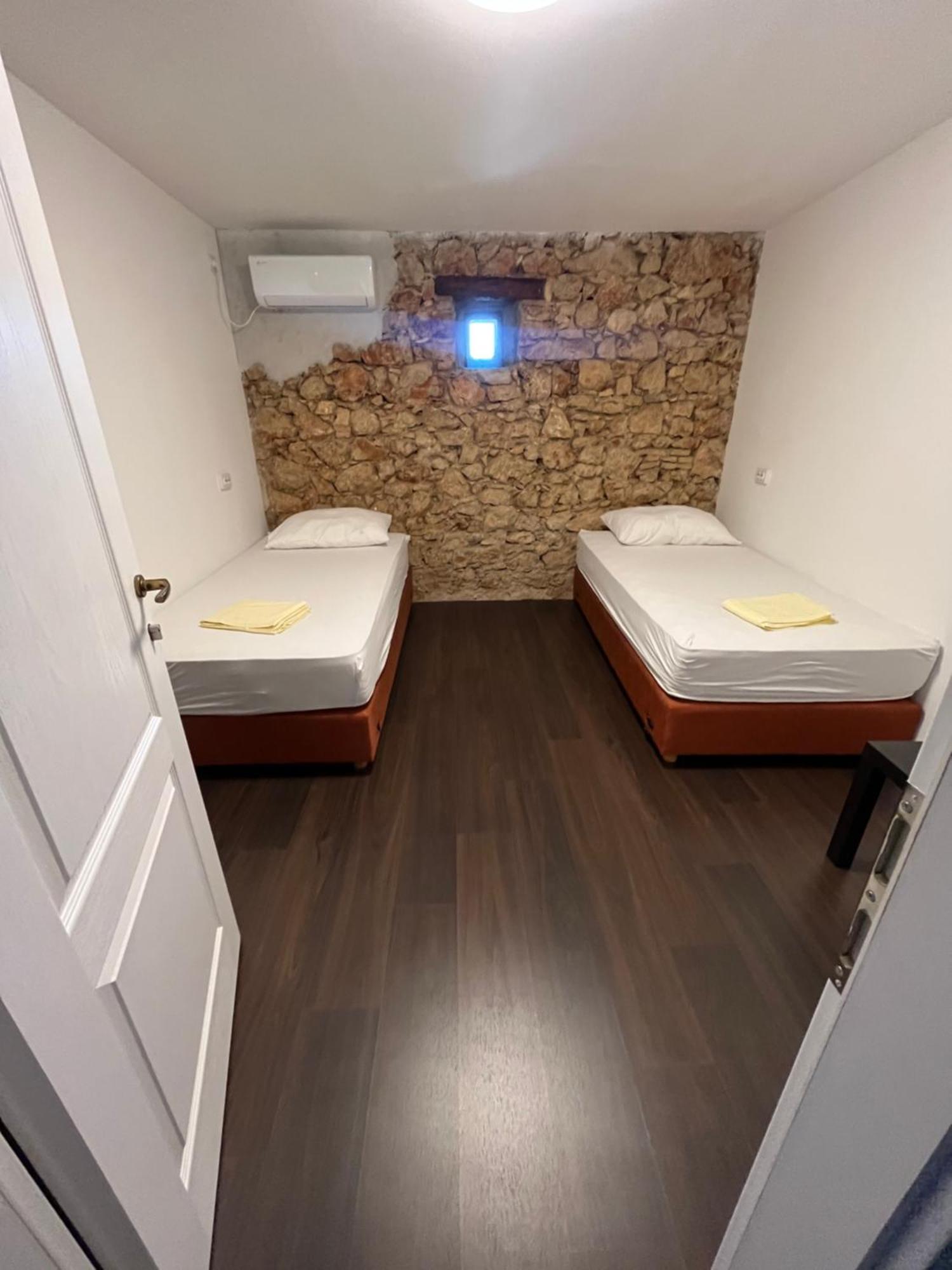 Hostel Old School Rijeka Dış mekan fotoğraf